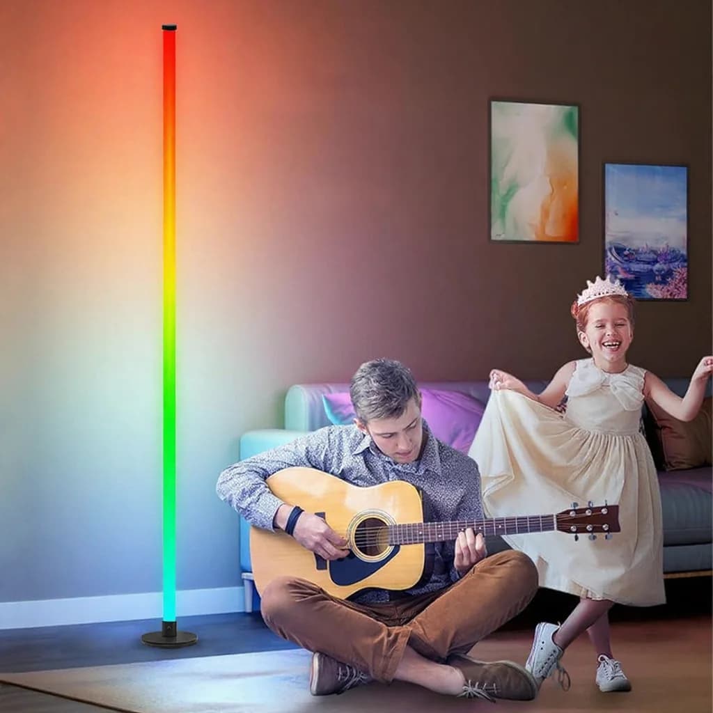 Напольный RGB-светильник с управлением через приложение для гостиной