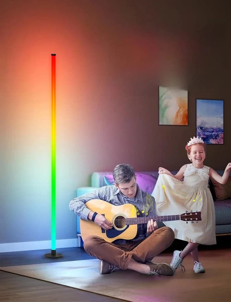 Напольный RGB-светильник с управлением через приложение для гостиной